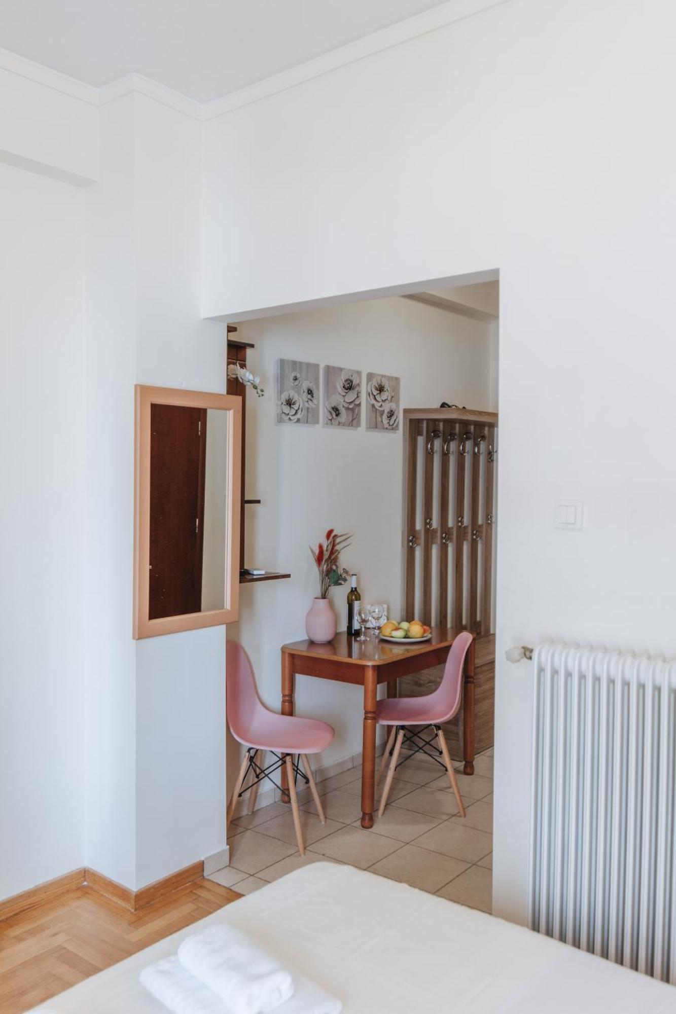 Apartmán Shiny Filis For 2 Vipgreece Atény Exteriér fotografie