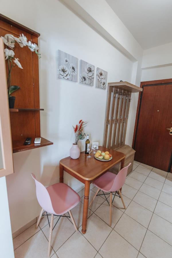 Apartmán Shiny Filis For 2 Vipgreece Atény Exteriér fotografie